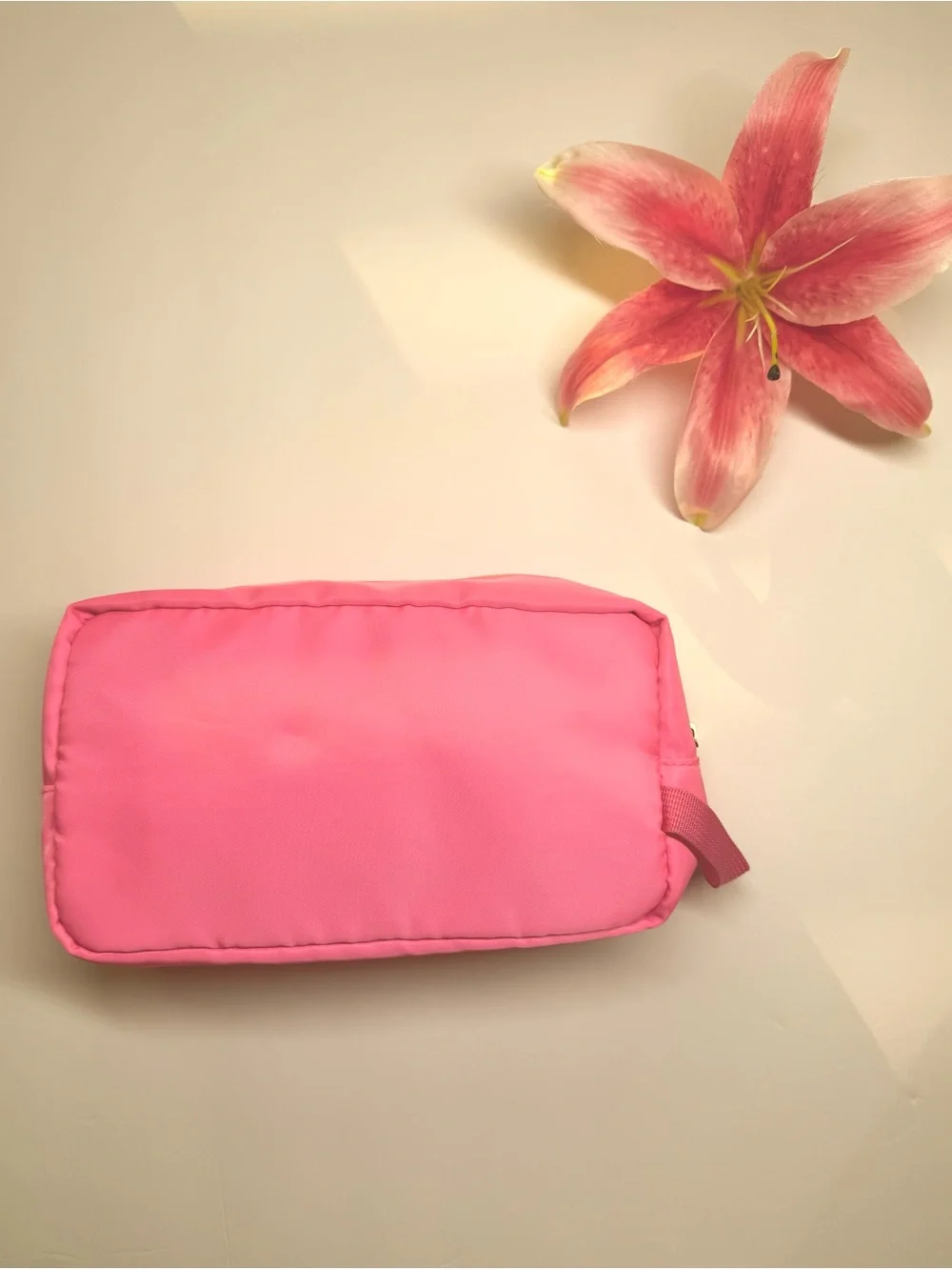 💐 Pink “STUFF” letter bag